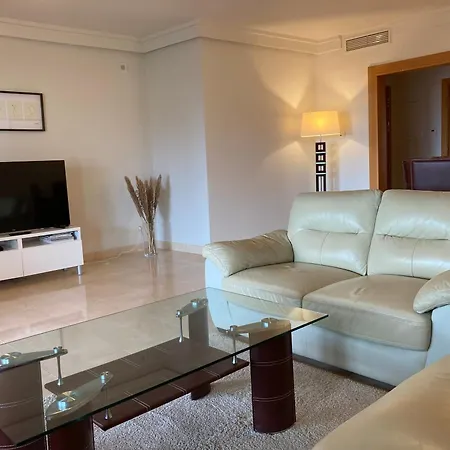 Апартаменти Salinas Естепона